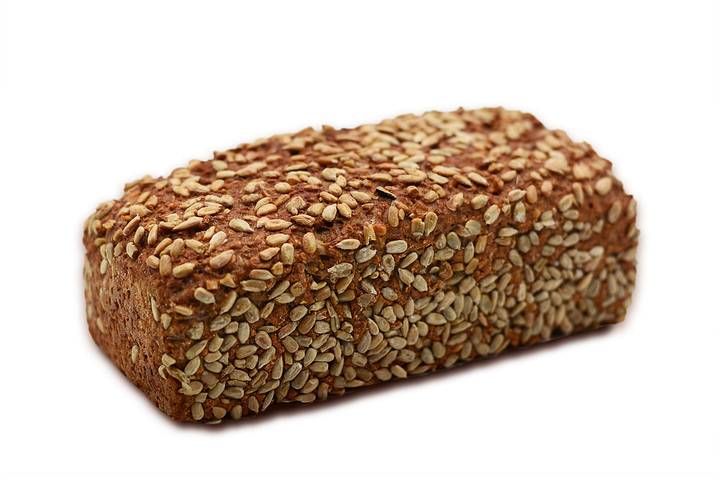 Vollkornbrot mit Sonnenblumenkernen